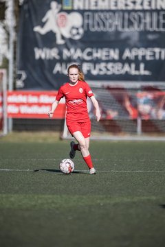 Bild 130 - wBJ Eimsbuettler TV - VfL Wolfsburg : Ergebnis: 1:3